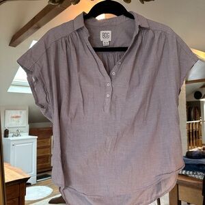 Women's Gray Top
